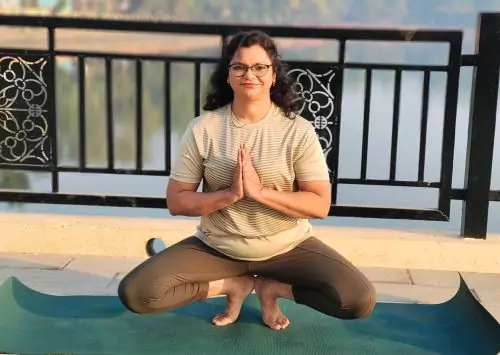 Varsha Anthony - Yoga Slim Program